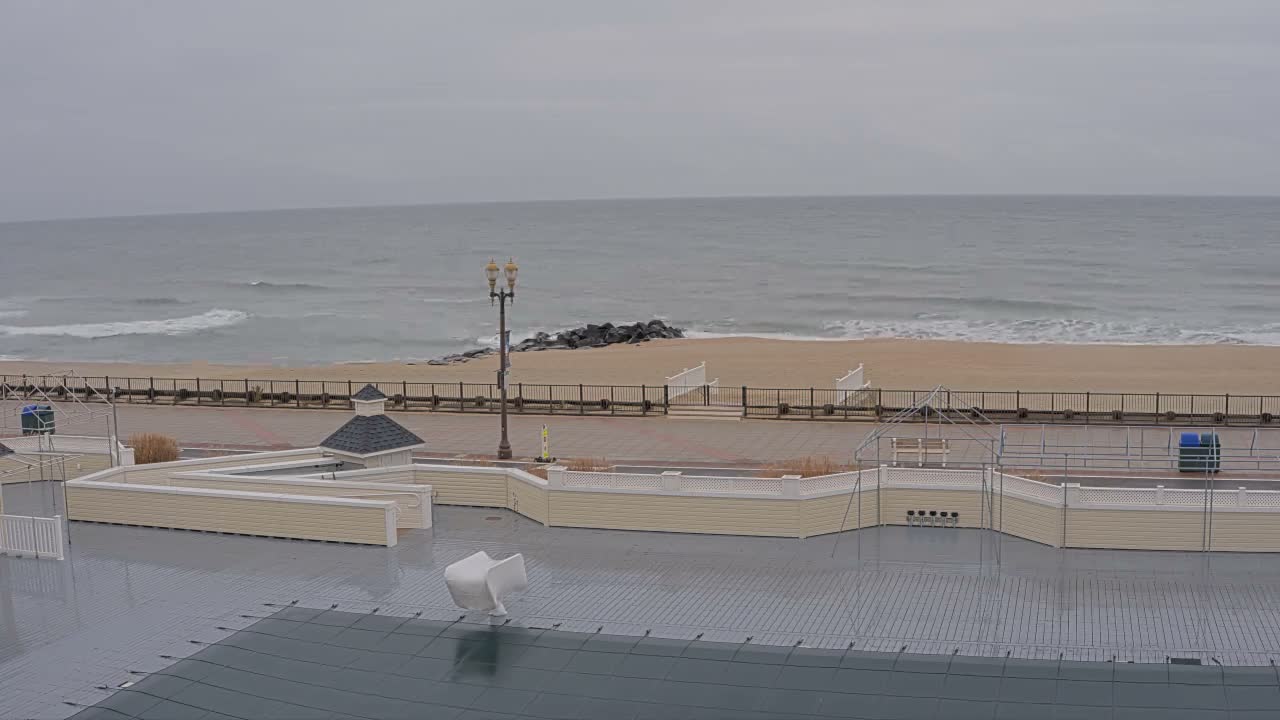 Long Branch Beach towards Northeast from Promenade Beach Club Live Cam - Long Branch, Monmouth, New Jersey, USA