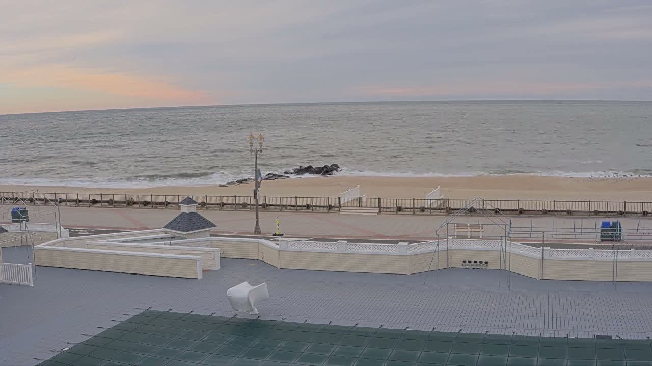 Long Branch Beach towards Northeast from Promenade Beach Club Live Cam - Long Branch, Monmouth, New Jersey, USA