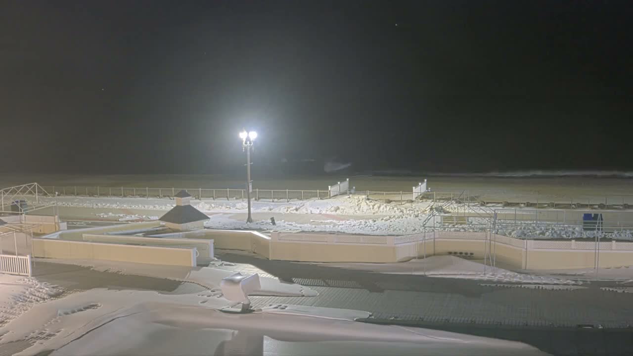 Long Branch Beach towards Northeast from Promenade Beach Club Live Cam - Long Branch, Monmouth, New Jersey, USA