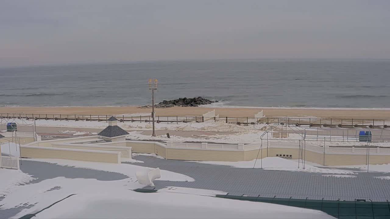 Long Branch Beach towards Northeast from Promenade Beach Club Live Cam - Long Branch, Monmouth, New Jersey, USA