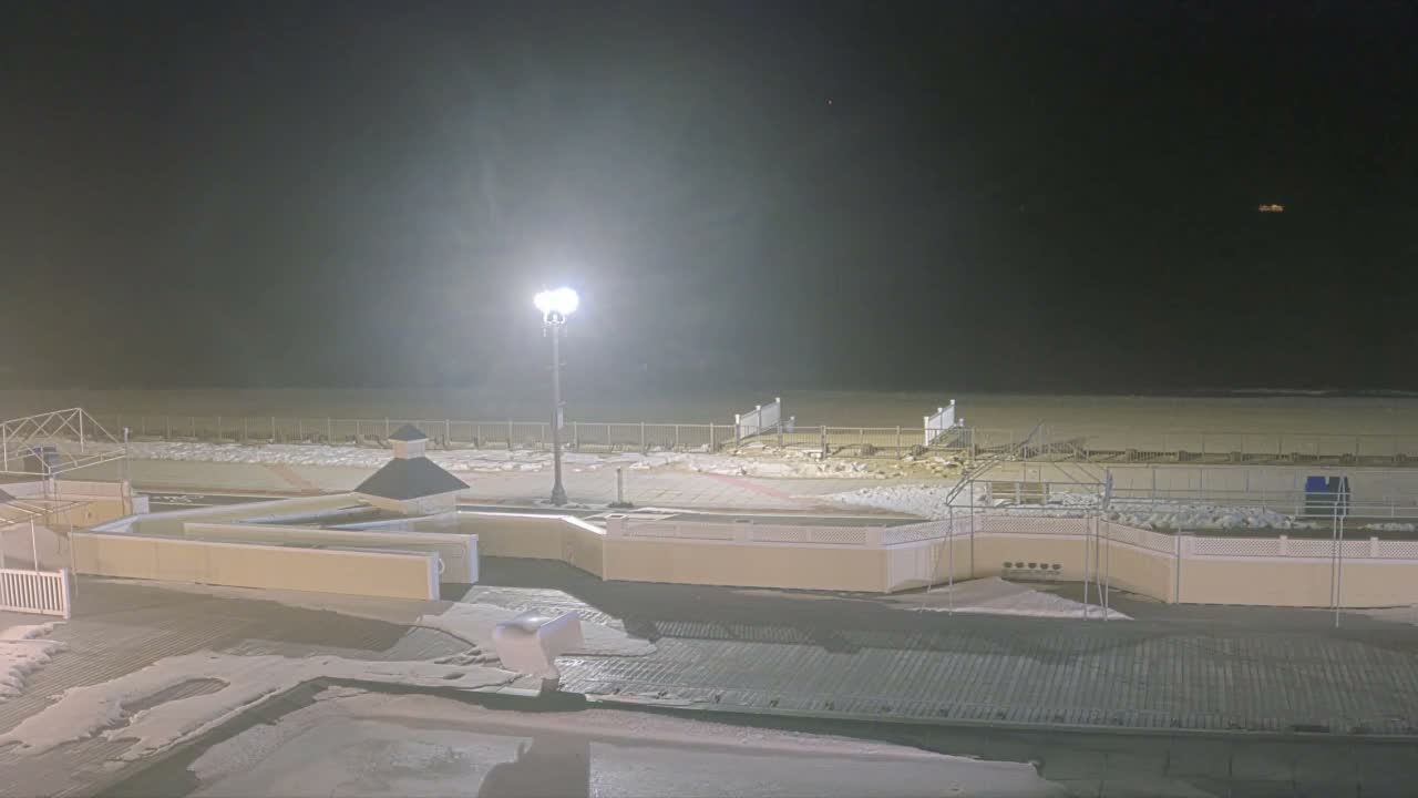 Long Branch Beach towards Northeast from Promenade Beach Club Live Cam - Long Branch, Monmouth, New Jersey, USA