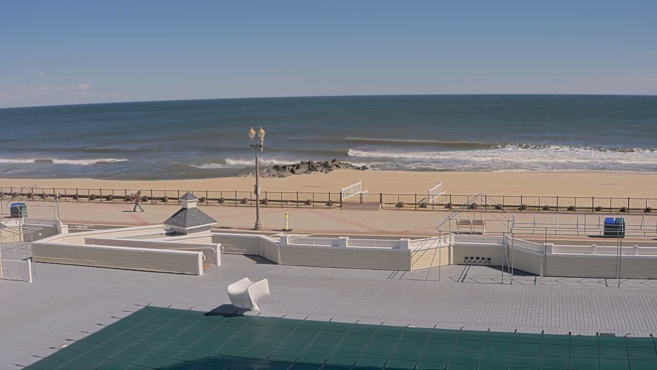 Long Branch Beach towards Northeast from Promenade Beach Club Live Cam - Long Branch, Monmouth, New Jersey, USA