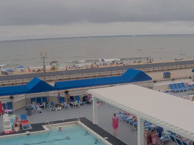 Long Branch Beach towards Southeast from Promenade Beach Club Live Cam - Long Branch, Monmouth, New Jersey, USA