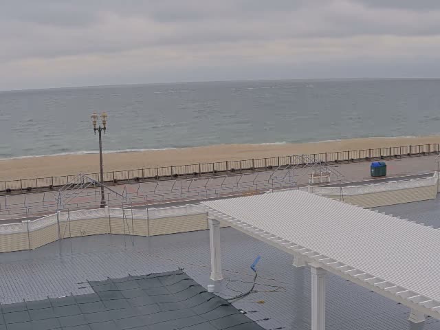Long Branch Beach towards Southeast from Promenade Beach Club Live Cam - Long Branch, Monmouth, New Jersey, USA