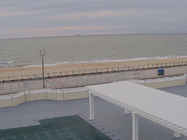 Long Branch Beach towards Southeast from Promenade Beach Club Live Cam - Long Branch, Monmouth, New Jersey, USA