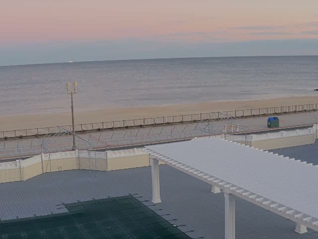 Long Branch Beach towards Southeast from Promenade Beach Club Live Cam - Long Branch, Monmouth, New Jersey, USA