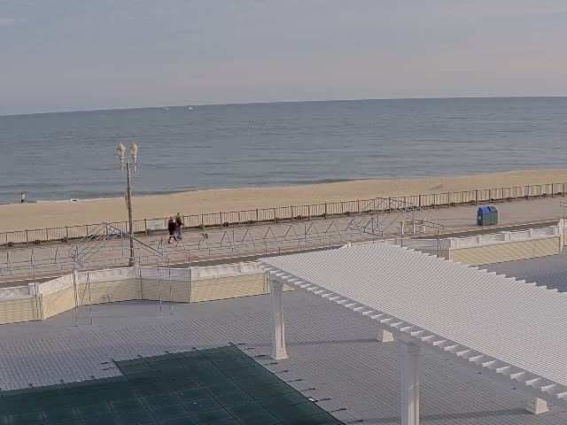 Long Branch Beach towards Southeast from Promenade Beach Club Live Cam - Long Branch, Monmouth, New Jersey, USA