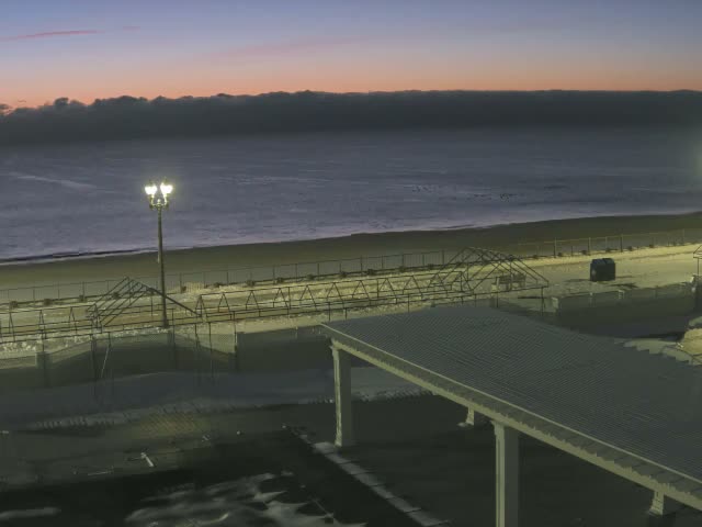 Long Branch Beach towards Southeast from Promenade Beach Club Live Cam - Long Branch, Monmouth, New Jersey, USA