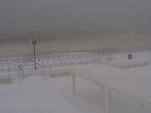 Long Branch Beach towards Southeast from Promenade Beach Club Live Cam - Long Branch, Monmouth, New Jersey, USA