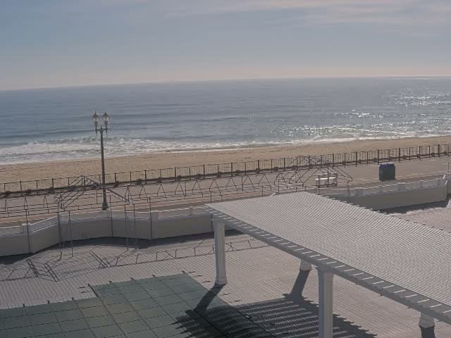 Long Branch Beach towards Southeast from Promenade Beach Club Live Cam - Long Branch, Monmouth, New Jersey, USA