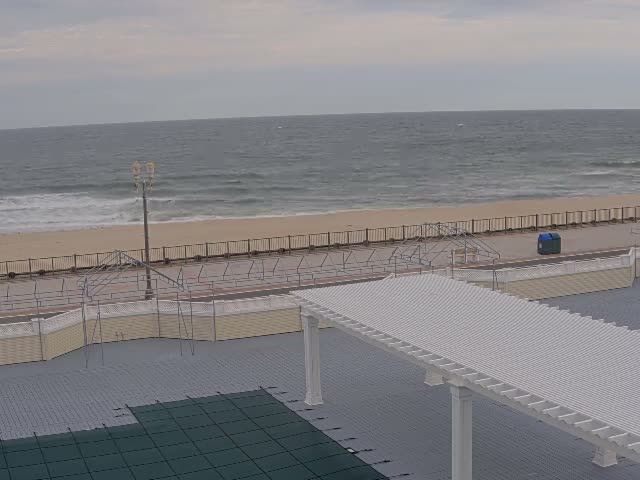 Long Branch Beach towards Southeast from Promenade Beach Club Live Cam - Long Branch, Monmouth, New Jersey, USA