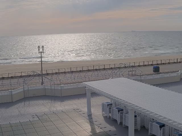 Long Branch Beach towards Southeast from Promenade Beach Club Live Cam - Long Branch, Monmouth, New Jersey, USA