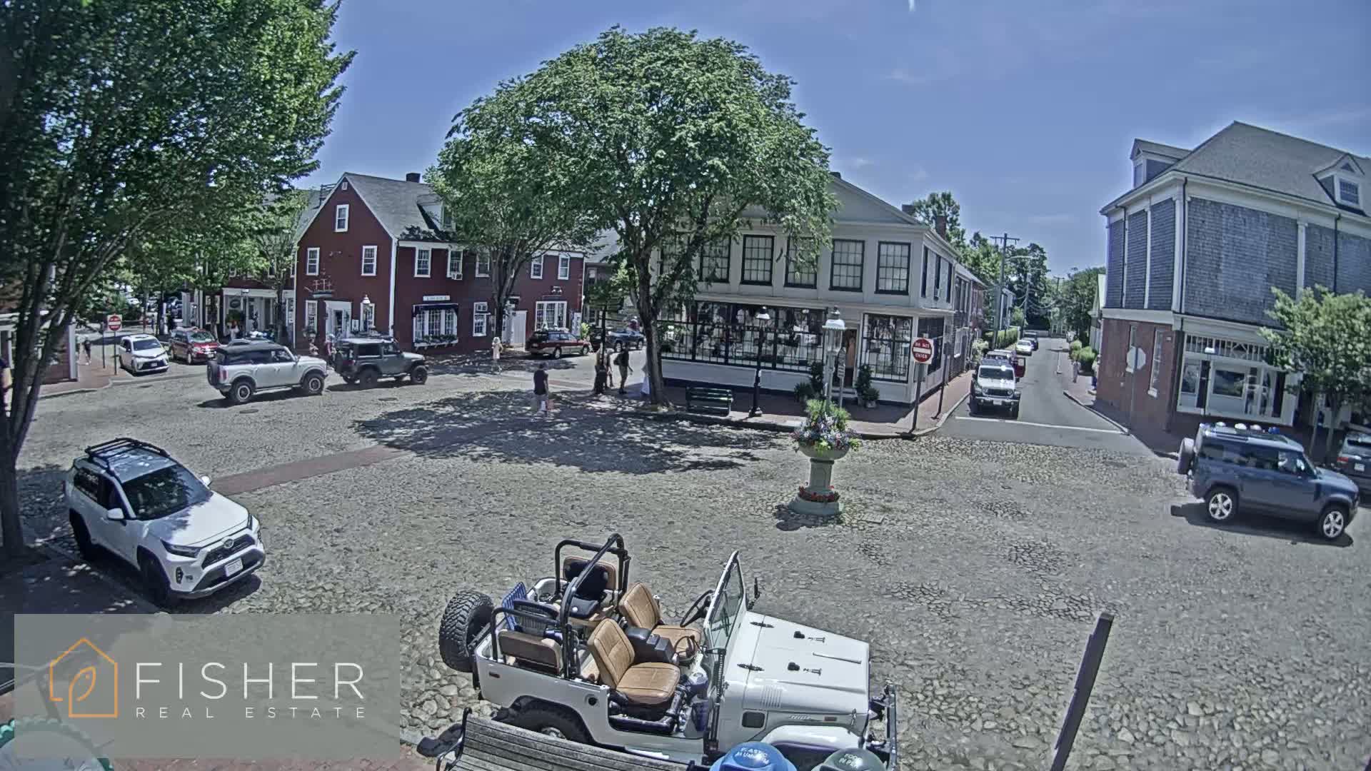 Nantucket Downtown Main Street towards East Live Cam - Nantucket,  Nantucket County, Massachusetts, USA