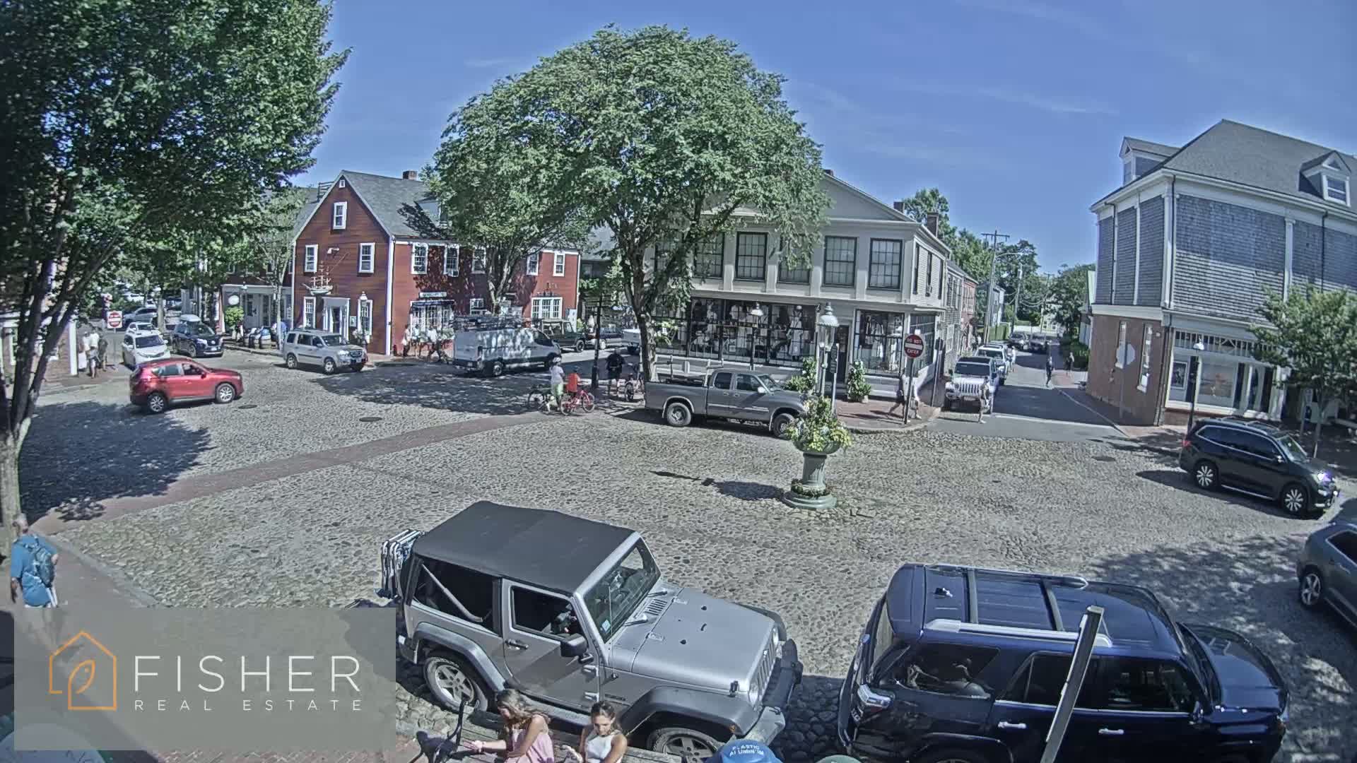 Nantucket Downtown Main Street towards East Live Cam - Nantucket,  Nantucket County, Massachusetts, USA