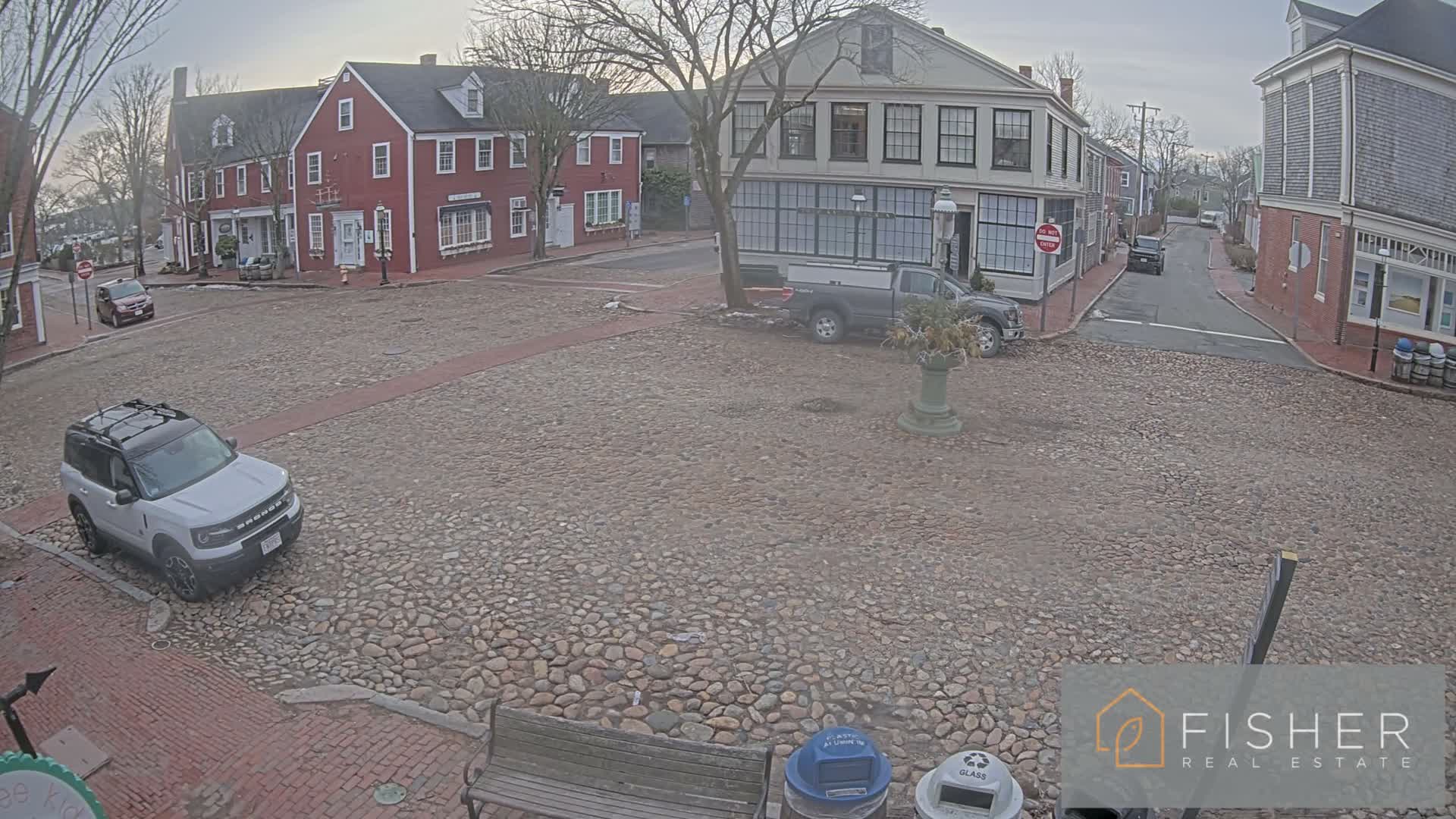 Nantucket Downtown Main Street towards East Live Cam - Nantucket,  Nantucket County, Massachusetts, USA