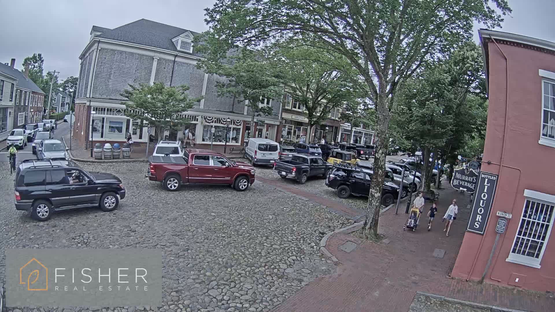 Nantucket Downtown Main Street towards South Live Cam - Nantucket,  Nantucket County, Massachusetts, USA
