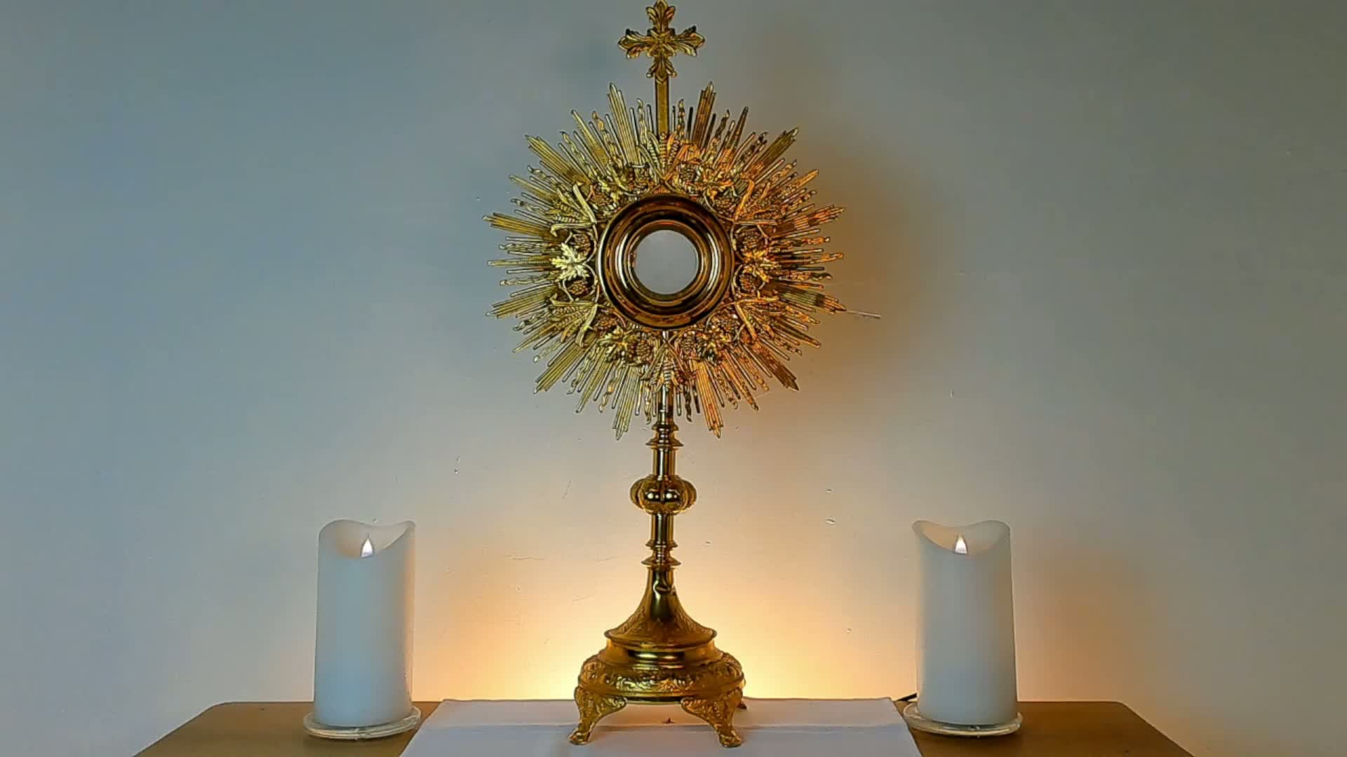 Melbourne, St Benedict's Catholic Church , Perpetual Adoration Host Live Cam - Burwood, Whitehorse, Melbourne, Victoria, Australia