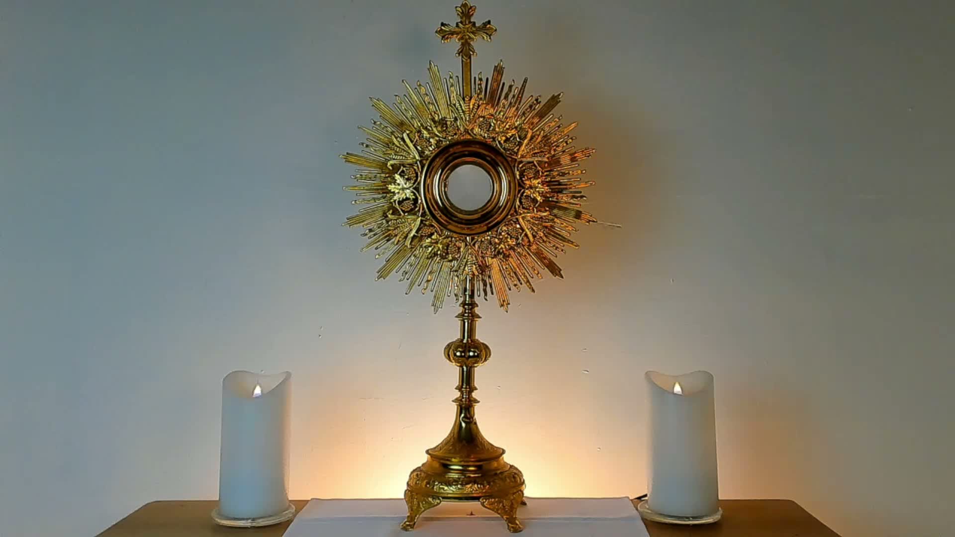 Melbourne, St Benedict's Catholic Church , Perpetual Adoration Host Live Cam - Burwood, Whitehorse, Melbourne, Victoria, Australia