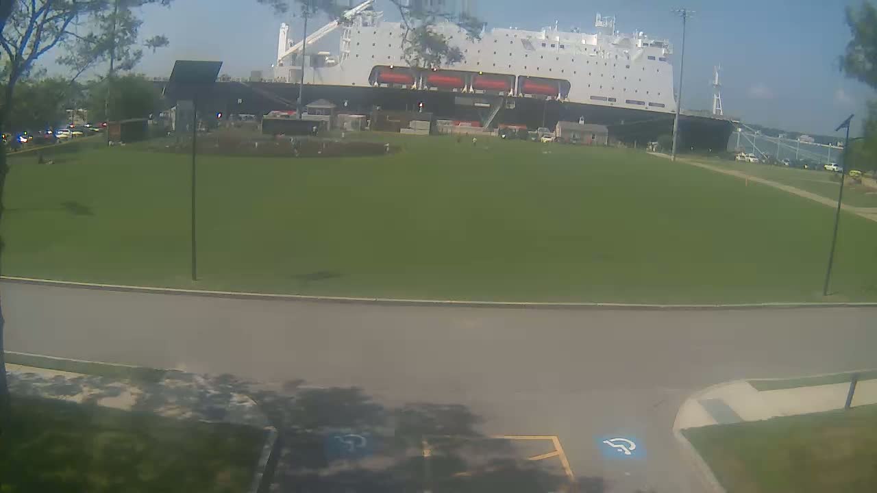 Bourne, Massachusetts Maritime Academy Alison Rollins Parade Field Live Cam - Bourne, Barnstable, Massachusetts, USA