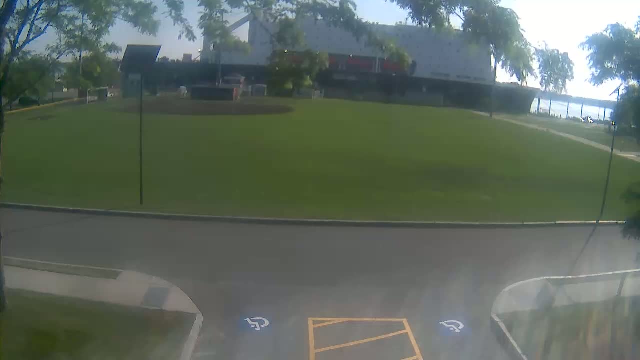 Bourne, Massachusetts Maritime Academy Alison Rollins Parade Field Live Cam - Bourne, Barnstable, Massachusetts, USA