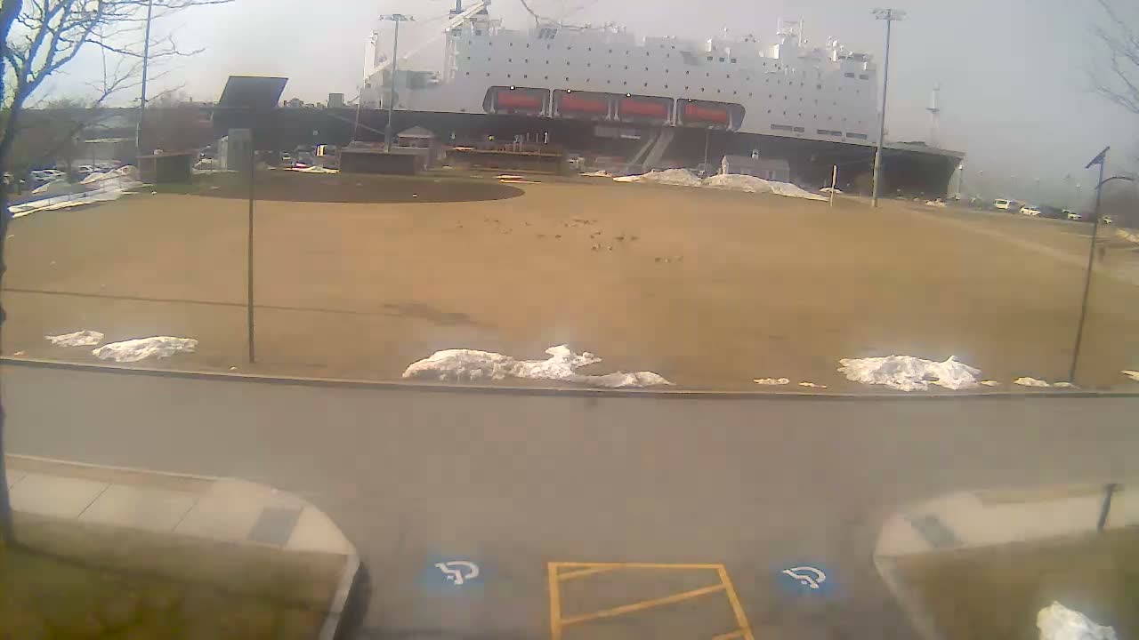 Bourne, Massachusetts Maritime Academy Alison Rollins Parade Field Live Cam - Bourne, Barnstable, Massachusetts, USA
