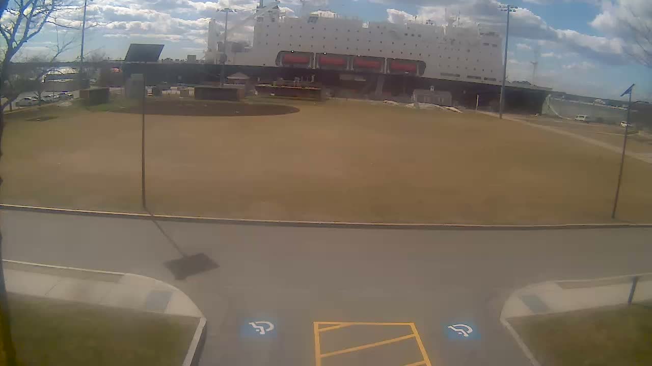 Bourne, Massachusetts Maritime Academy Alison Rollins Parade Field Live Cam - Bourne, Barnstable, Massachusetts, USA