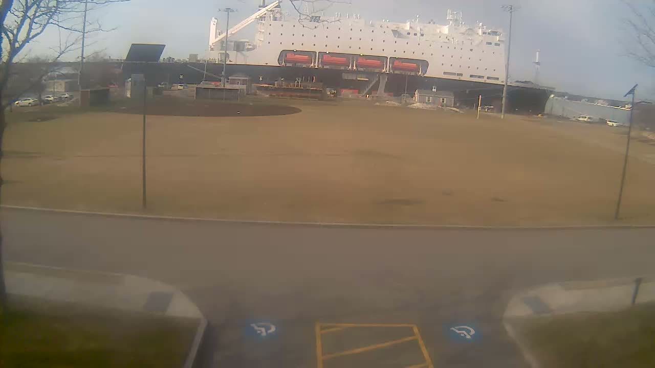Bourne, Massachusetts Maritime Academy Alison Rollins Parade Field Live Cam - Bourne, Barnstable, Massachusetts, USA