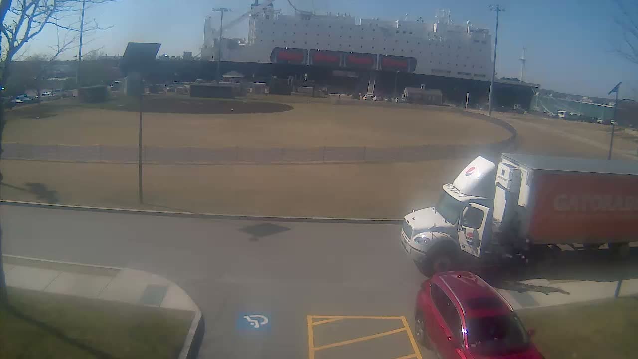 Bourne, Massachusetts Maritime Academy Alison Rollins Parade Field Live Cam - Bourne, Barnstable, Massachusetts, USA