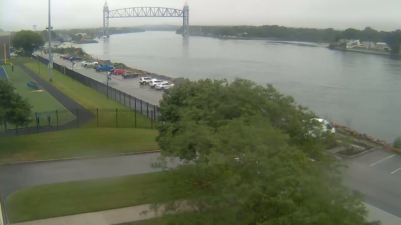 Cape Cod Canal & Railroad Bridge Live Cam - Bourne, Barnstable, Massachusetts, USA