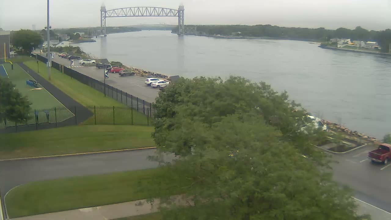 Cape Cod Canal & Railroad Bridge Live Cam - Bourne, Barnstable, Massachusetts, USA