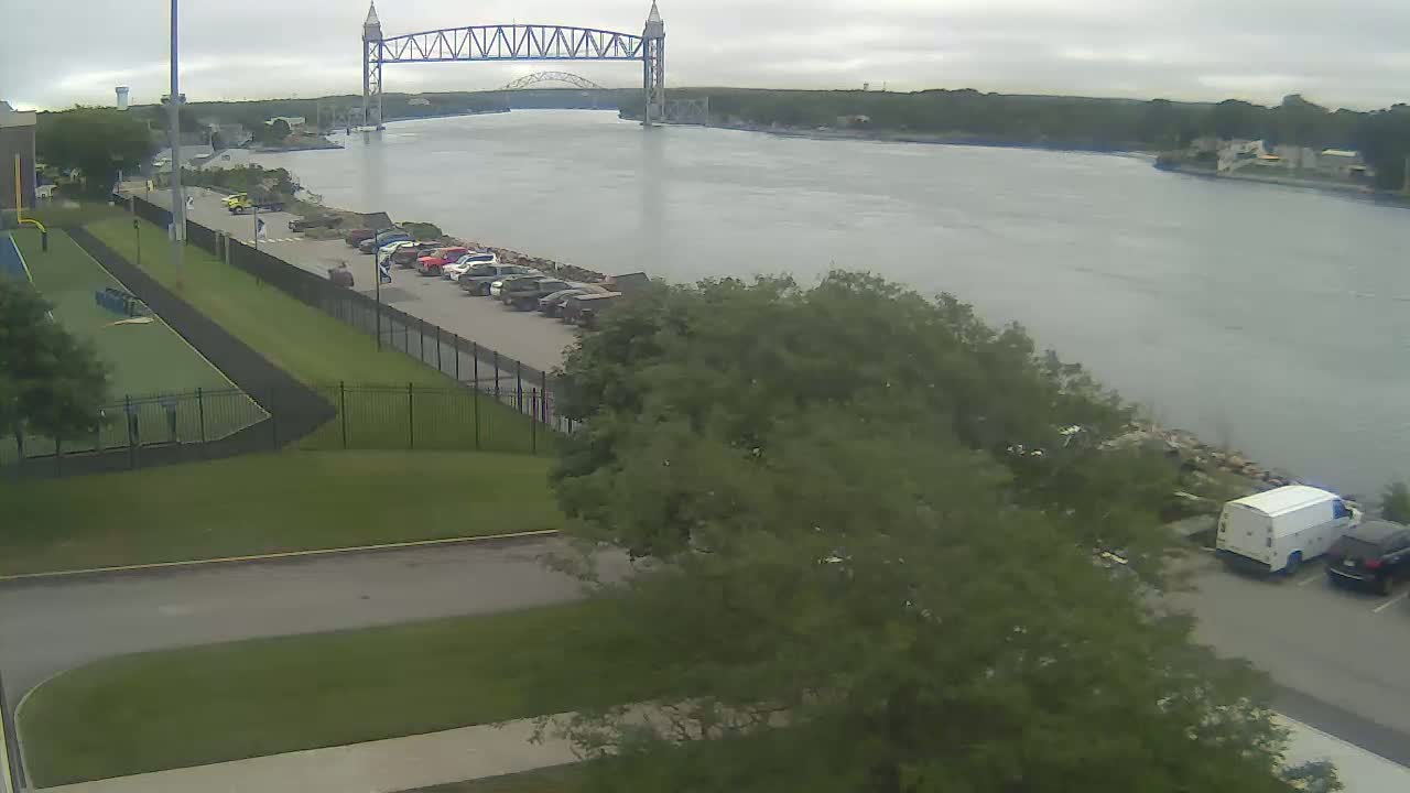 Cape Cod Canal & Railroad Bridge Live Cam - Bourne, Barnstable, Massachusetts, USA