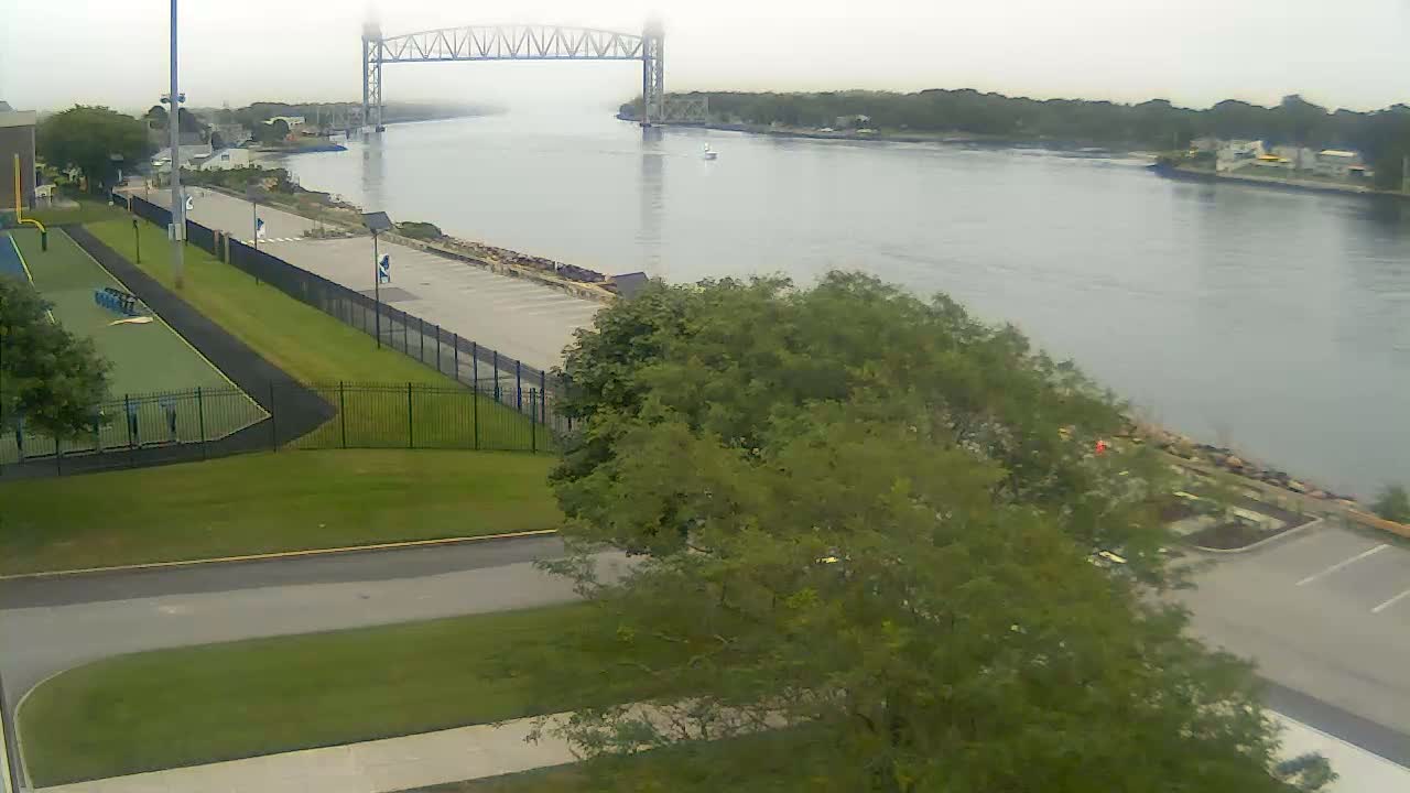 Cape Cod Canal & Railroad Bridge Live Cam - Bourne, Barnstable, Massachusetts, USA