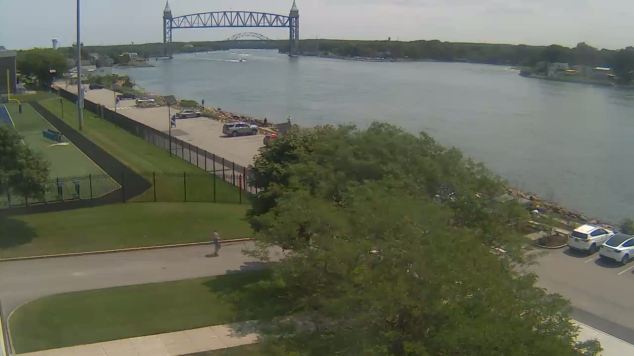 Cape Cod Canal & Railroad Bridge Live Cam - Bourne, Barnstable, Massachusetts, USA