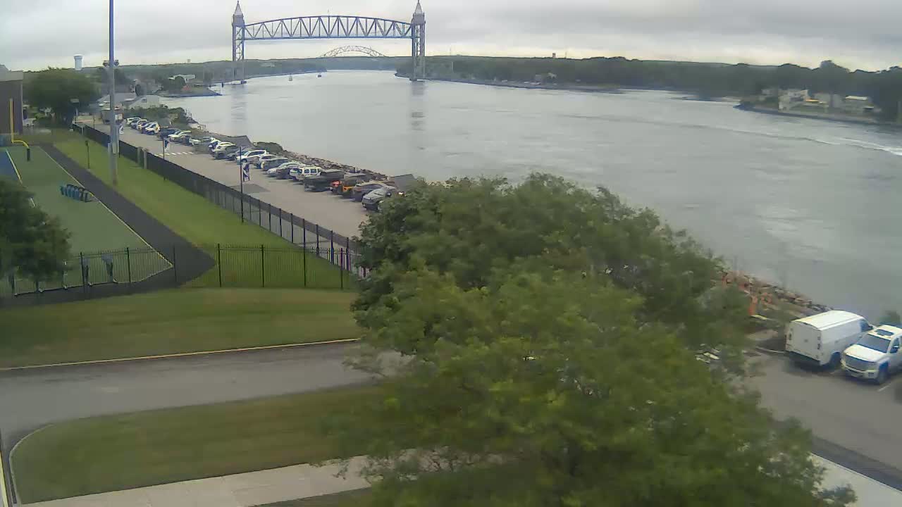 Cape Cod Canal & Railroad Bridge Live Cam - Bourne, Barnstable, Massachusetts, USA