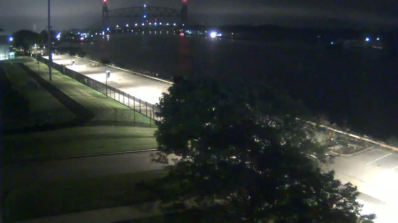 Cape Cod Canal & Railroad Bridge Live Cam - Bourne, Barnstable, Massachusetts, USA