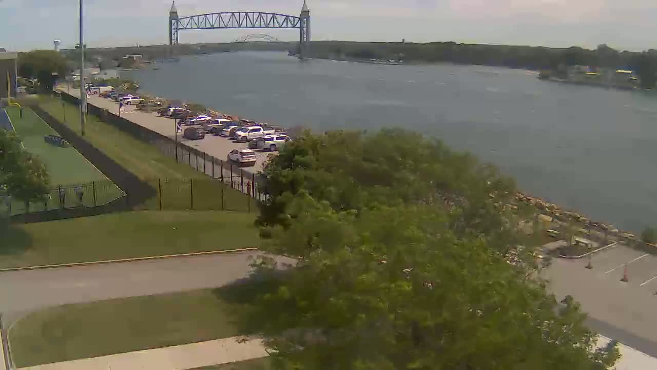 Cape Cod Canal & Railroad Bridge Live Cam - Bourne, Barnstable, Massachusetts, USA
