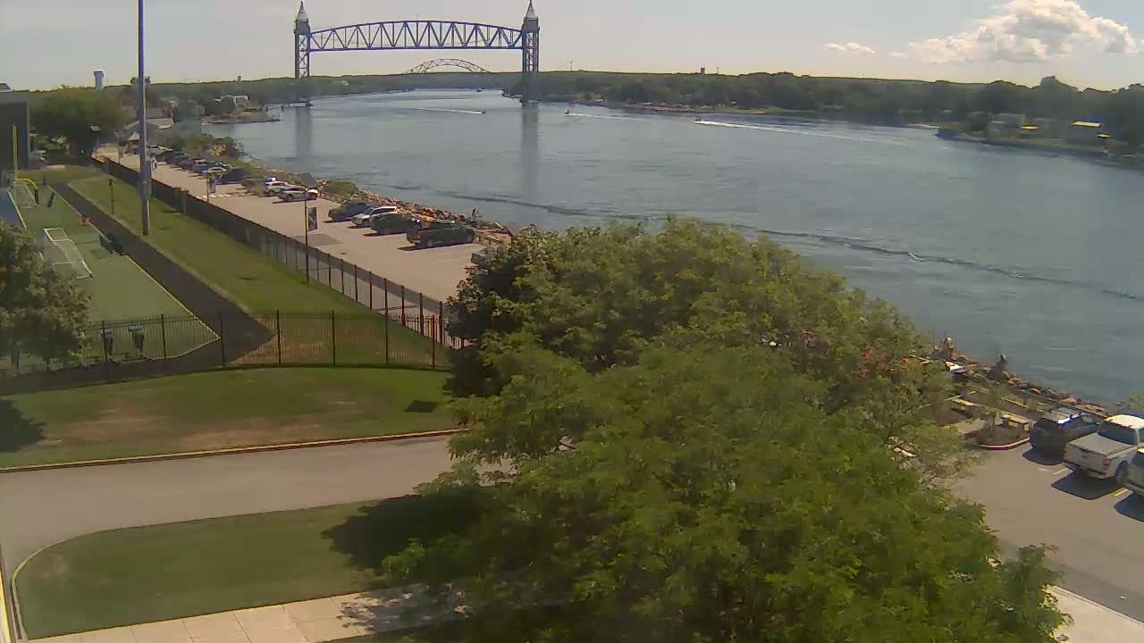 Cape Cod Canal & Railroad Bridge Live Cam - Bourne, Barnstable, Massachusetts, USA