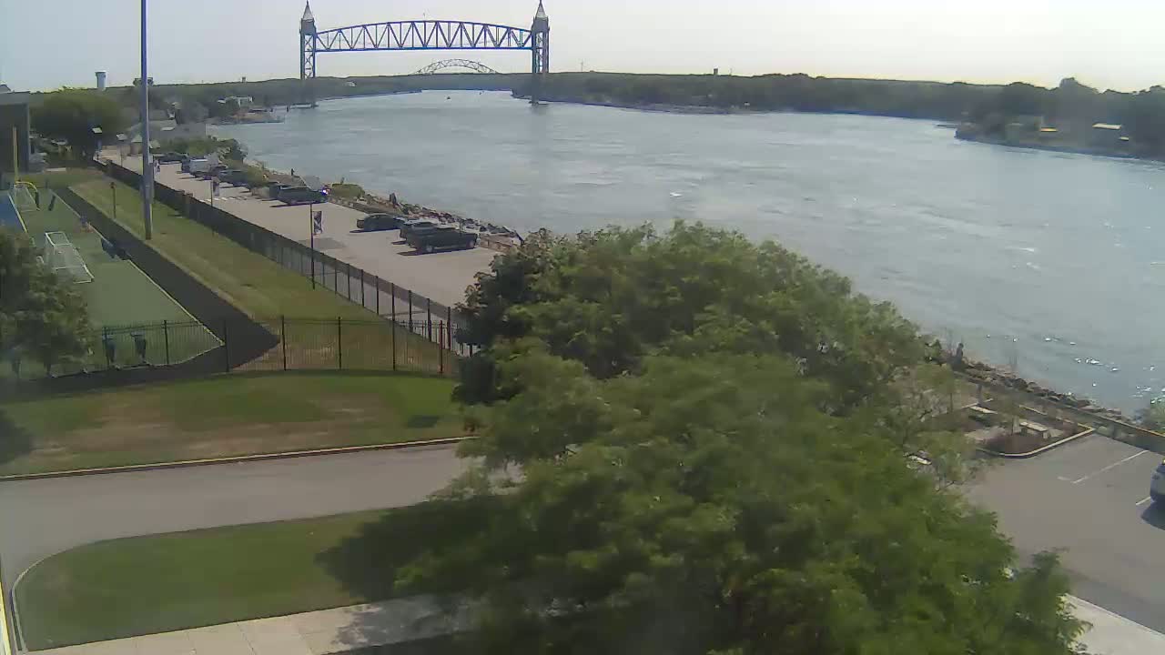 Cape Cod Canal & Railroad Bridge Live Cam - Bourne, Barnstable, Massachusetts, USA
