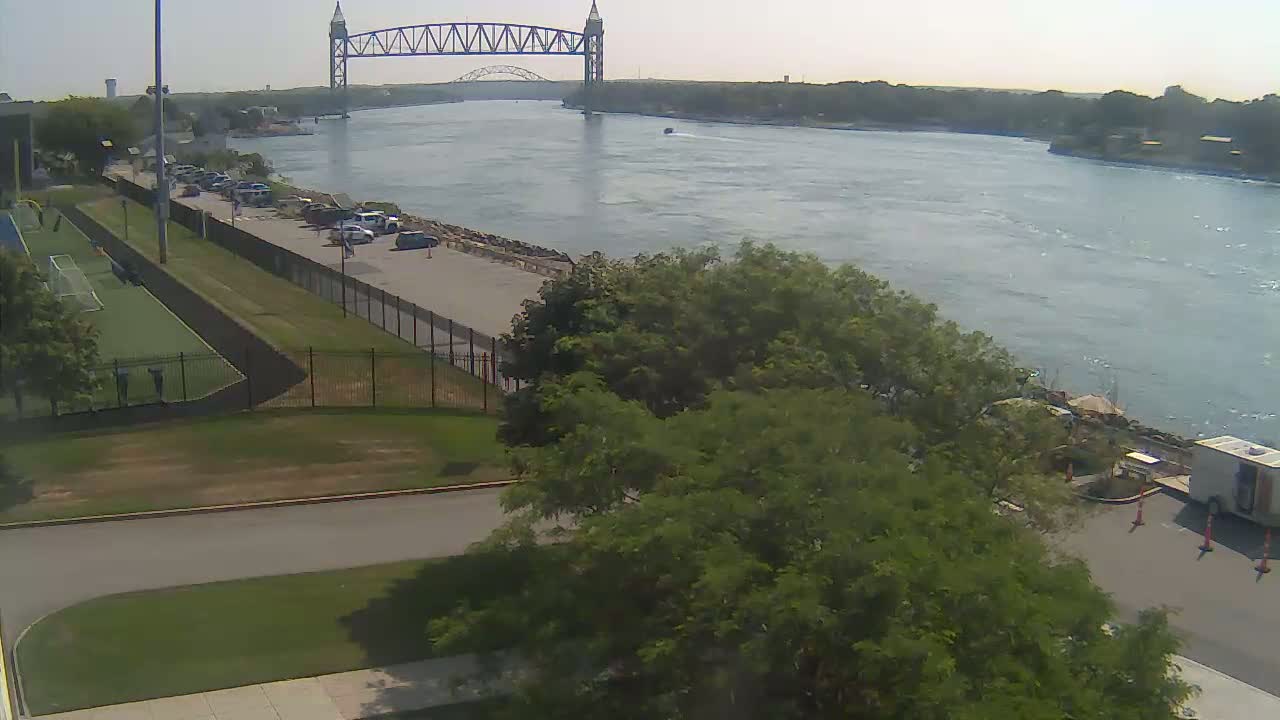 Cape Cod Canal & Railroad Bridge Live Cam - Bourne, Barnstable, Massachusetts, USA