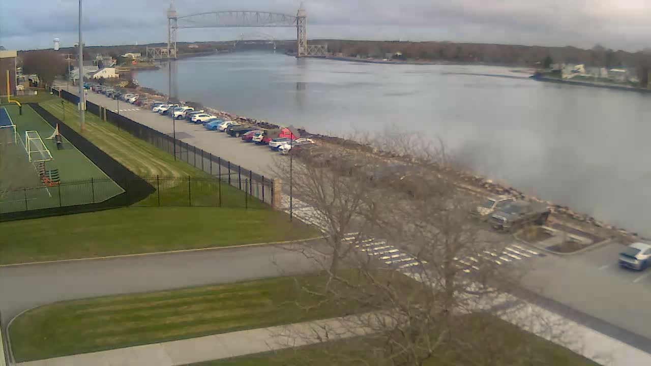 Cape Cod Canal & Railroad Bridge Live Cam - Bourne, Barnstable, Massachusetts, USA