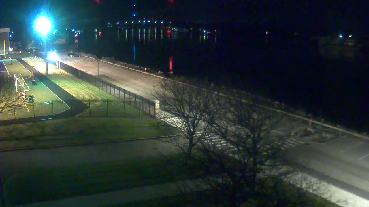 Cape Cod Canal & Railroad Bridge Live Cam - Bourne, Barnstable, Massachusetts, USA