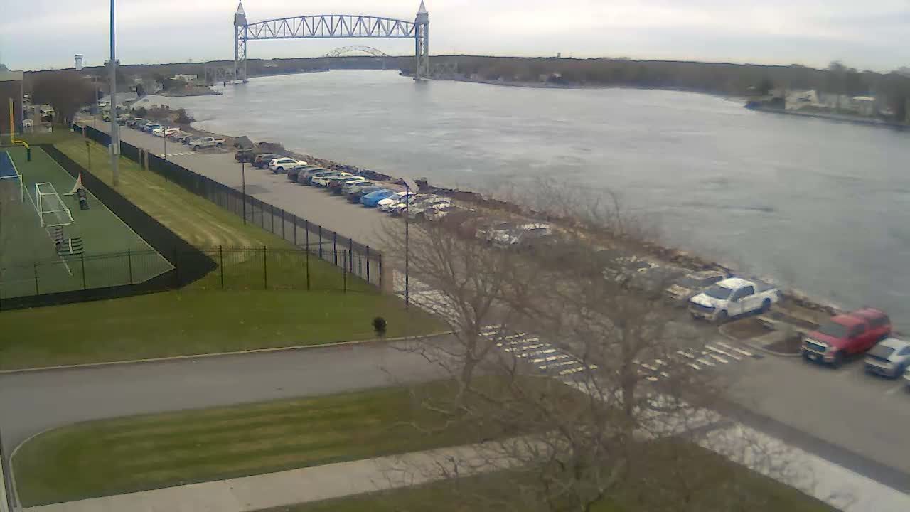 Cape Cod Canal & Railroad Bridge Live Cam - Bourne, Barnstable, Massachusetts, USA