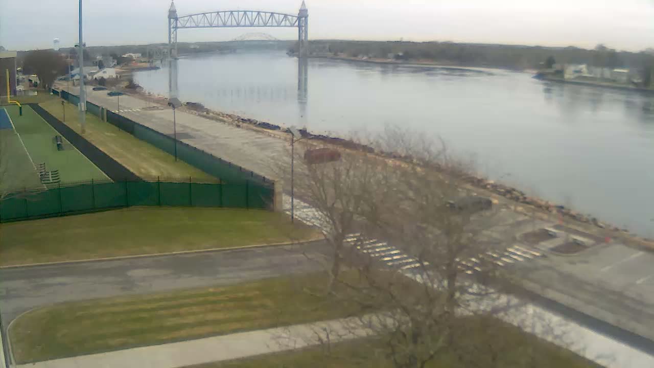 Cape Cod Canal & Railroad Bridge Live Cam - Bourne, Barnstable, Massachusetts, USA