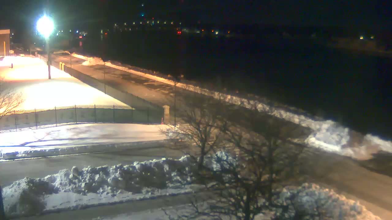 Cape Cod Canal & Railroad Bridge Live Cam - Bourne, Barnstable, Massachusetts, USA