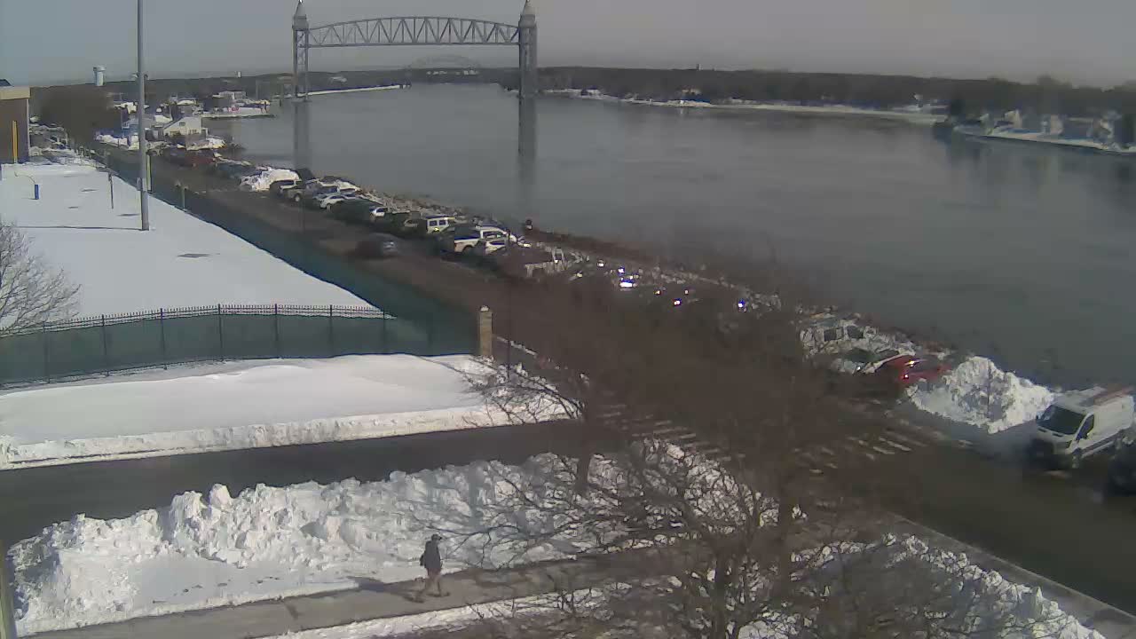 Cape Cod Canal & Railroad Bridge Live Cam - Bourne, Barnstable, Massachusetts, USA