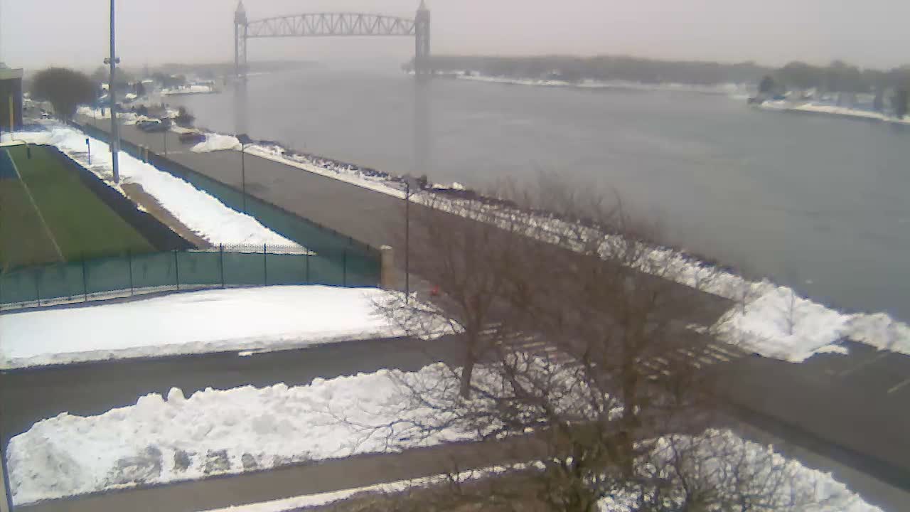 Cape Cod Canal & Railroad Bridge Live Cam - Bourne, Barnstable, Massachusetts, USA