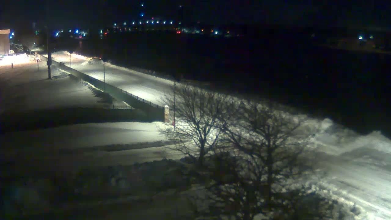 Cape Cod Canal & Railroad Bridge Live Cam - Bourne, Barnstable, Massachusetts, USA