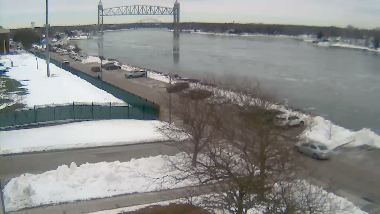 Cape Cod Canal & Railroad Bridge Live Cam - Bourne, Barnstable, Massachusetts, USA