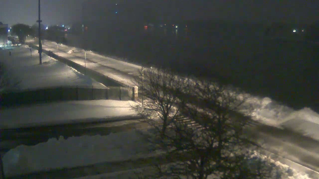 Cape Cod Canal & Railroad Bridge Live Cam - Bourne, Barnstable, Massachusetts, USA