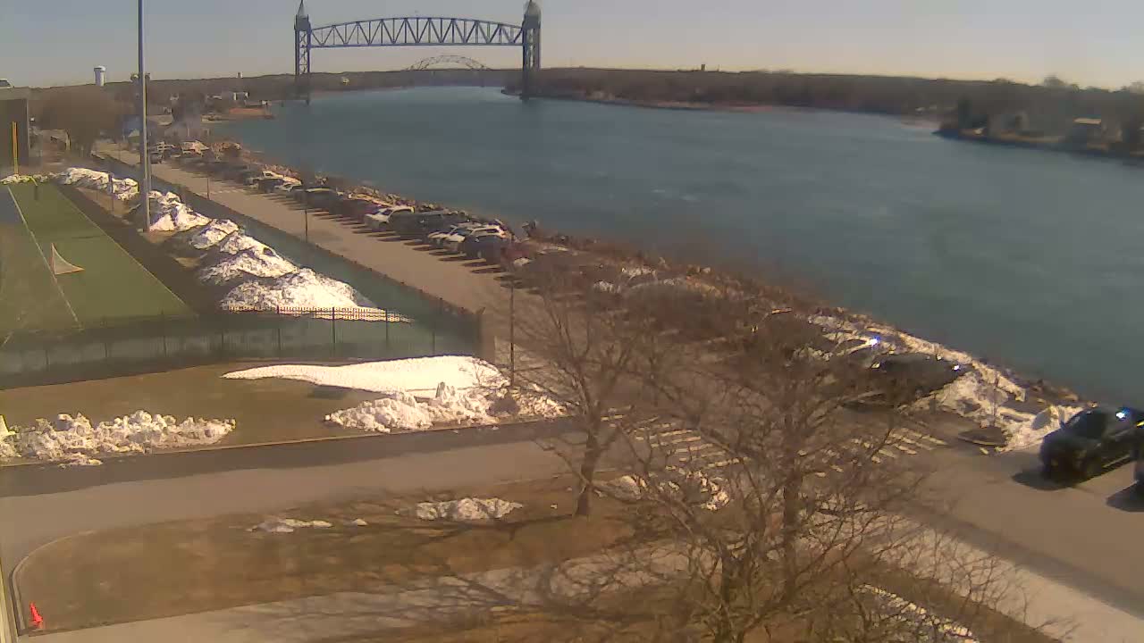 Cape Cod Canal & Railroad Bridge Live Cam - Bourne, Barnstable, Massachusetts, USA